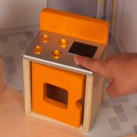 Casuta mare din lemn Avery DollHouse KidKraft de joaca cu papusi - cu sunete si lumini